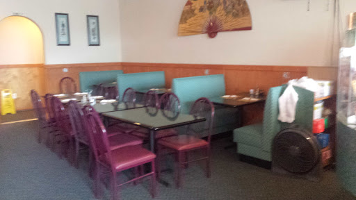 Restaurant «Wing Wah Chinese Restaurant», reviews and photos, 15138 E 13 Mile Rd, Warren, MI 48088, USA