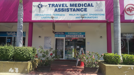 TRAVEL MEDICAL ASSISTANCE, Carretera Federal 200, km 140, Local 5, Terralta II, 63732 Bahia de Banderas, Nay., México, Cirujano | NAY