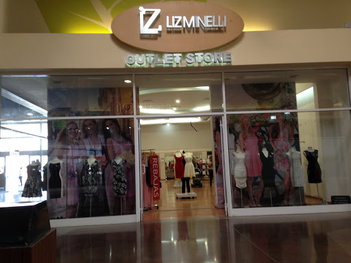Liz Minelli, Av. Manuel L. Barragán 220, Joyas de Anahuac, 66054 Nuevo León, N.L., México, Tienda de ropa para mujeres | NL