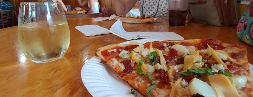 Pizza Restaurant «Arcata Pizza & Deli», reviews and photos, 1057 H St, Arcata, CA 95521, USA
