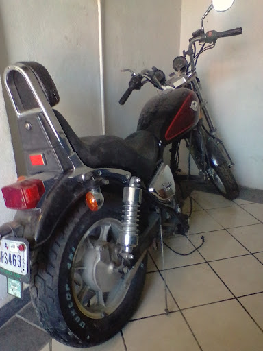 Italika - Moto Mendoza, Calle Torreón 1, Moderno, 87380 Matamoros, Tamps., México, Tienda de motocicletas | TAMPS
