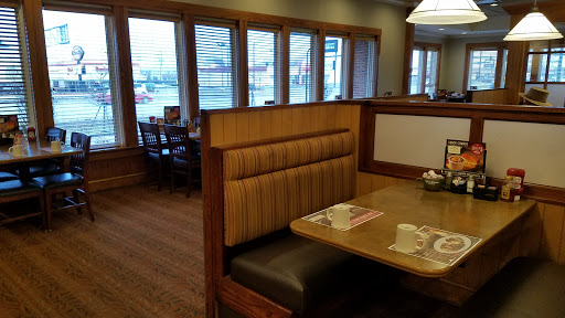 Family Restaurant «Bob Evans», reviews and photos, 4331 W Broad St, Columbus, OH 43228, USA