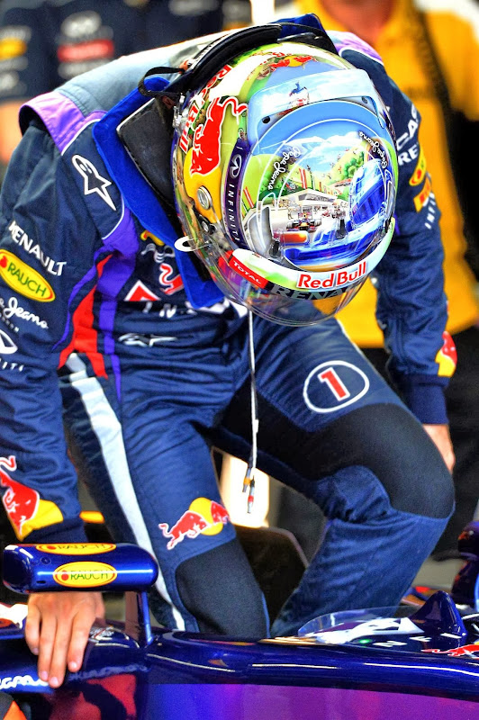 шлем Себастьяна Феттеля для Гран-при Бразилии 2013