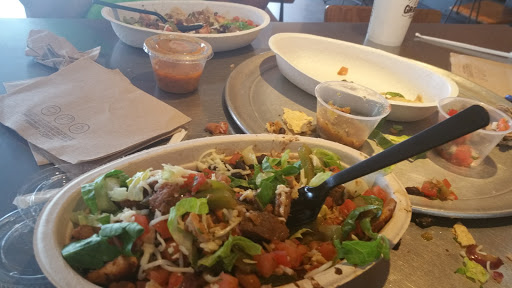 Mexican Restaurant «Chipotle Mexican Grill», reviews and photos, 101 W State St, Baton Rouge, LA 70802, USA