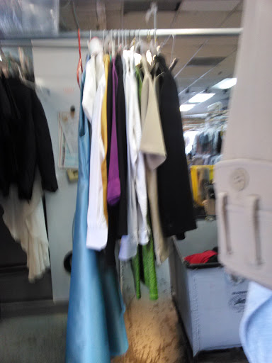Dry Cleaner «Park Avenue Cleaners», reviews and photos, 320 W 3rd St # H, Santa Rosa, CA 95401, USA