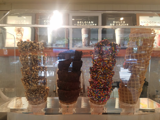 Ice Cream Shop «Häagen-Dazs® Ice Cream Shop», reviews and photos, 109 7th Ave, Brooklyn, NY 11215, USA