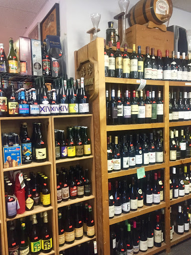 Liquor Store «Stowe Beverage», reviews and photos, 1880 Mountain Rd, Stowe, VT 05672, USA