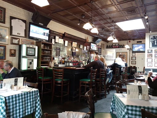 Bar «Finnegans», reviews and photos, 5 Wall St, Huntington, NY 11743, USA