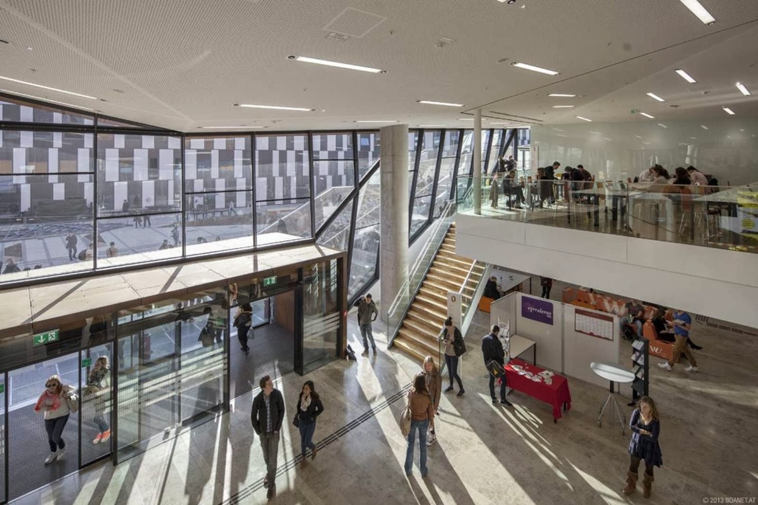 Teaching Center by BUSarchitektur