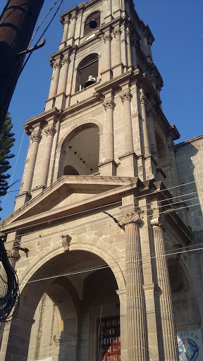 Parroquia de Juanacatlan, Allende 1, Álvarez del Castillo, 45680 El Salto, Jal., México, Iglesia | JAL