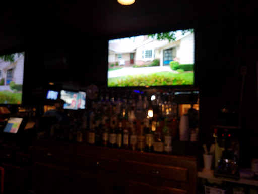 Bar & Grill «The Getaway Grille & Cubbie Bar», reviews and photos, 9489 Red Arrow Hwy, Bridgman, MI 49106, USA