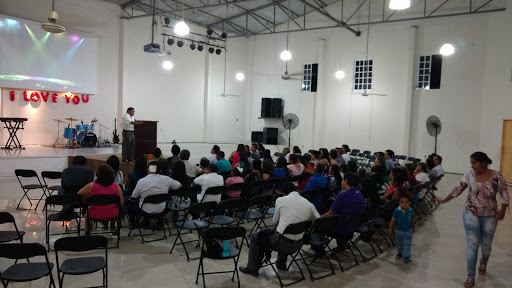 Auditorio RHEMA, 26,, Calle 25 24B, Concepción Durán, 24400 Champotón, Camp., México, Institución religiosa | CAMP