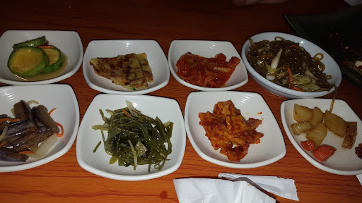 Korean Barbecue Restaurant «HwangDaeGham», reviews and photos, 358 Townline Rd, Mundelein, IL 60060, USA