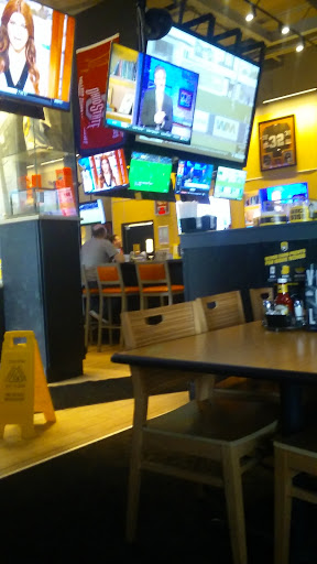Restaurant «Buffalo Wild Wings», reviews and photos, 310 W State St, Alliance, OH 44601, USA