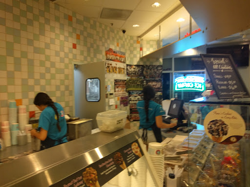 Ice Cream Shop «Marble Slab Creamery», reviews and photos, 1512 E Champlain Dr #105, Fresno, CA 93720, USA