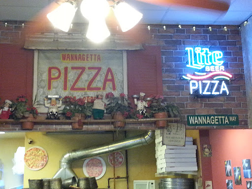Pizza Restaurant «Wannagetta Pizza», reviews and photos, 3302 S National Ave F, Springfield, MO 65807, USA