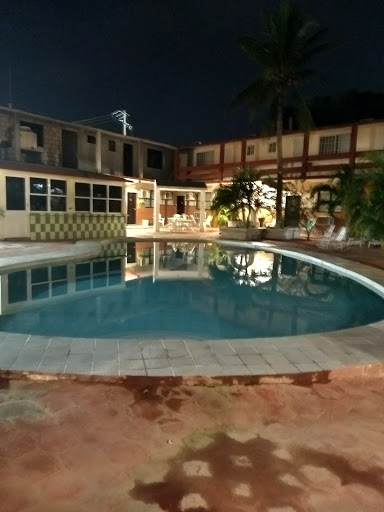 Hotel El Parador, Carretera Transismica Km. 6, Aviación Civil, 70610 Salina Cruz, Oax., México, Alojamiento en interiores | OAX