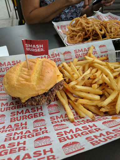 Hamburger Restaurant «Smashburger», reviews and photos, 4991 Factory Shops Blvd, Castle Rock, CO 80108, USA