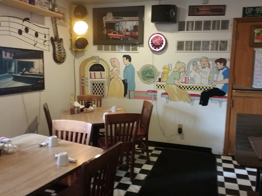 American Restaurant «Oldies & Goodies Family Diner», reviews and photos, 641 Massillon Rd, Akron, OH 44306, USA