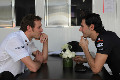 Алекс Вурц и Педро де ла Роса на Гран-при Бразилии 2011