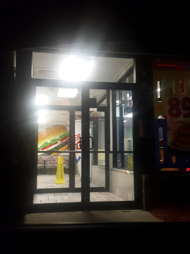 Fast Food Restaurant «Burger King», reviews and photos, 399 US-46, Hackettstown, NJ 07840, USA