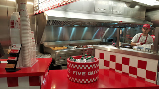 Fast Food Restaurant «Five Guys», reviews and photos, 517 State St, Madison, WI 53703, USA