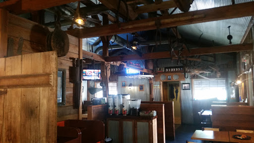 Restaurant «Sawmill BBQ», reviews and photos, 4060 Mississippi Ave, Cahokia, IL 62206, USA