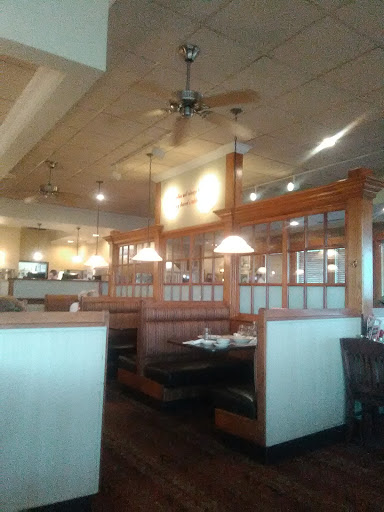 Family Restaurant «Bob Evans», reviews and photos, 2157 Schorrway Dr NW, Lancaster, OH 43130, USA