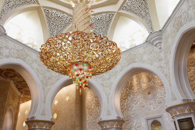 Grand Chandelier inside Sheikh Zayed Grand Modque, Abu Dhabi