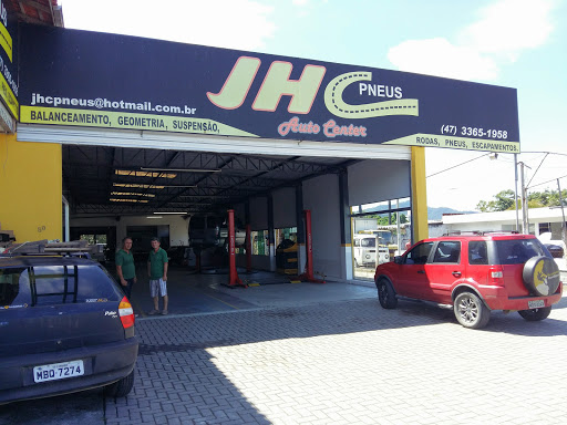 JHC Pneus Auto Center, Av. Santa Catarina, 240-322 - Centro, Camboriú - SC, 88340-000, Brasil, Loja_de_Pneus, estado Santa Catarina