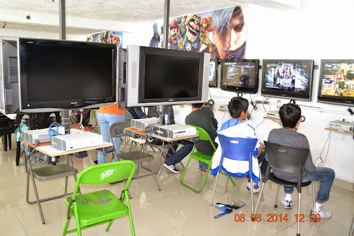 Cyber*Game*Planet, Av. Vicente Guerrero 16, Centro, 90000 Tlaxcala de Xicohténcatl, Tlax., México, Tienda de videojuegos | TLAX