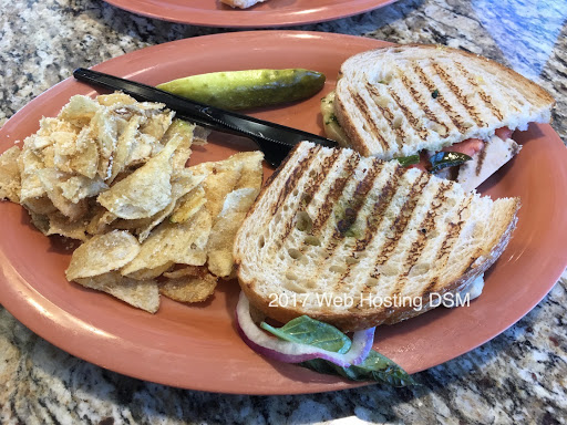 Restaurant «Kneaders Bakery And Cafe», reviews and photos, 11018 Westwood Loop, San Antonio, TX 78253, USA
