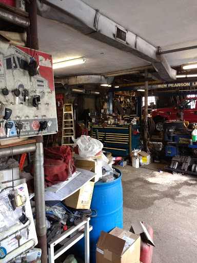 Auto Repair Shop «Meineke Car Care Center», reviews and photos, 972 Main St, Winchester, MA 01890, USA