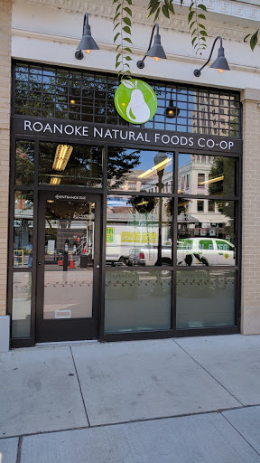 Grocery Store «Roanoke Natural Foods Co-op: Downtown Roanoke», reviews and photos, 1 Market Square SE #115, Roanoke, VA 24011, USA