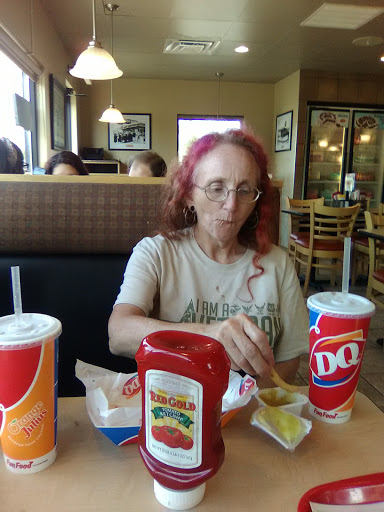 Fast Food Restaurant «Dairy Queen Brazier», reviews and photos, 303 W Broad St, Smithville, TN 37166, USA