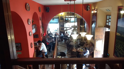 La Viña, Restaurant & Bar, Calle Hidalgo 460, Centro, 47400 Lagos de Moreno, Jal., México, Restaurante americano | JAL