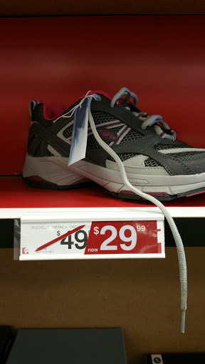Famous Footwear
