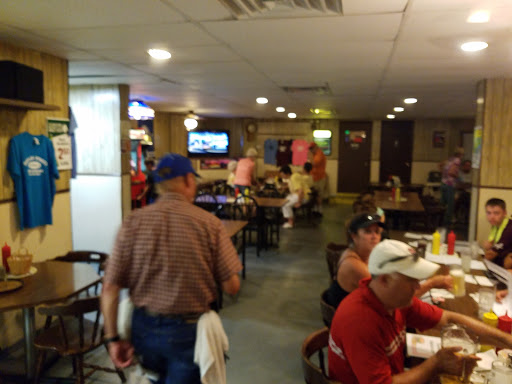 Bar «Poplar Street Restaurant», reviews and photos, 513 S Poplar St, Seymour, IN 47274, USA