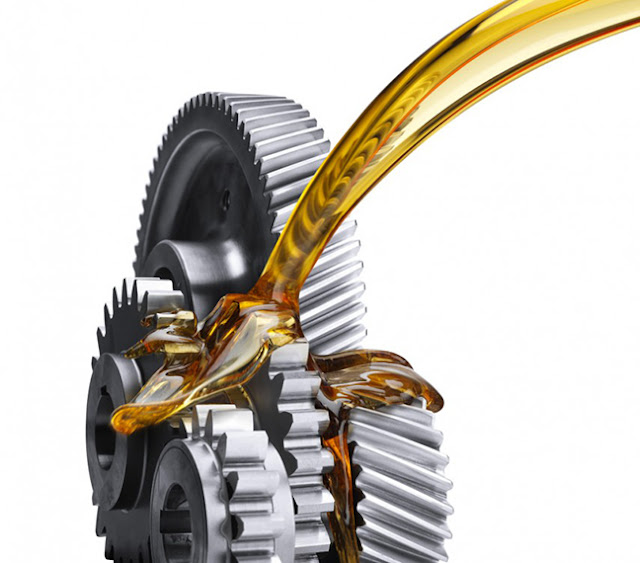 Nhớt xe gắn máy cùng với những thông số liên quan Dầu nhớt xe moto cùng với những thông số của nó