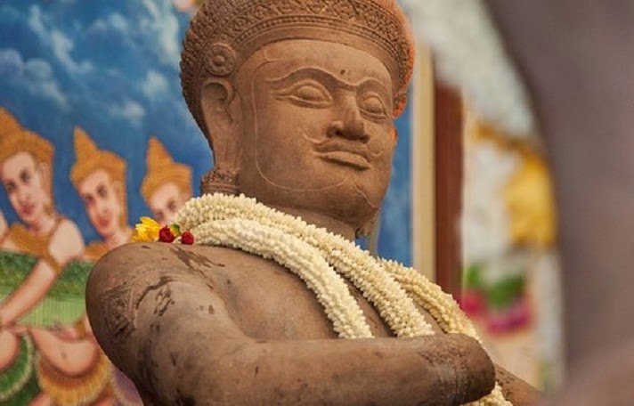 Ancient Hindu temple statues returned to Cambodia Ancient Hindu temple statues returned to Cambodia