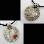 Garden Web Pendant with cabs on each side