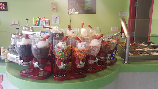 Frozen Yogurt Shop «Yogurt Yuphoria», reviews and photos, 8931 E Union Ave, Greenwood Village, CO 80111, USA