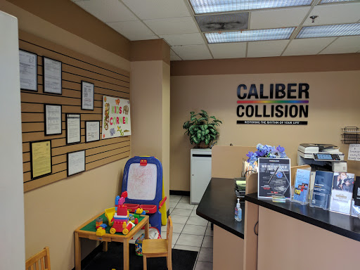 Auto Body Shop «Caliber Collision», reviews and photos, 1835 W Rosecrans Ave B, Gardena, CA 90249, USA