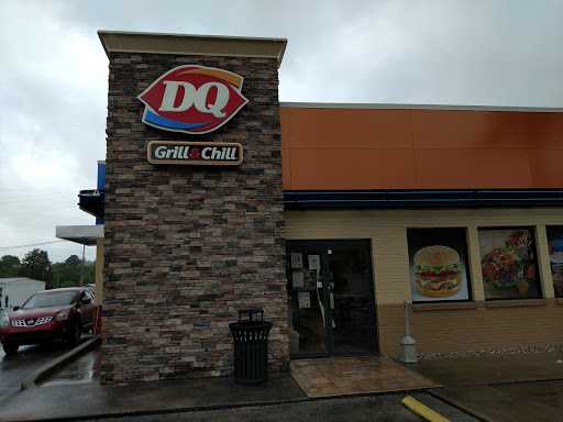 Fast Food Restaurant «DQ Grill & Chill Restaurant», reviews and photos, 1008 Gainesboro Hwy, Celina, TN 38551, USA