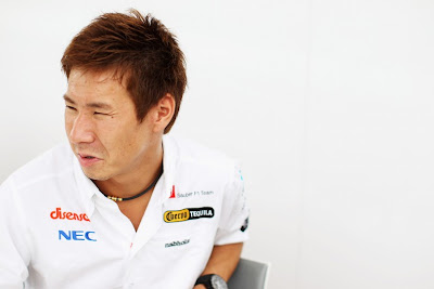 Камуи Кобаяши дает интервью на Гран-при Европы 2011