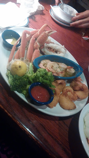 Seafood Restaurant «Red Lobster», reviews and photos, 1019 W Clairemont Ave, Eau Claire, WI 54701, USA