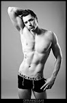 Şedinţă foto profesională, Model: Sorin, Septembrie 2012 - Foto: Ciprian Neculai - http://artandcolor.ro Şedinţă foto profesională, Model: Sorin, Septembrie 2012 - Foto: Ciprian Neculai - http://artandcolor.ro