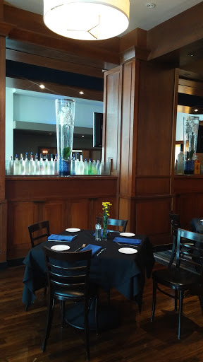 New American Restaurant «Bleu Restaurant & Lounge», reviews and photos, 221 South B.B. King Boulevard, Memphis, TN 38103, USA