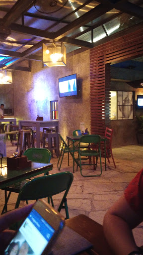 La Drinkeria, Zona Centro 89600, Privada Morelos 414, Zona Centro, Altamira, Tamps., México, Karaoke | TAMPS