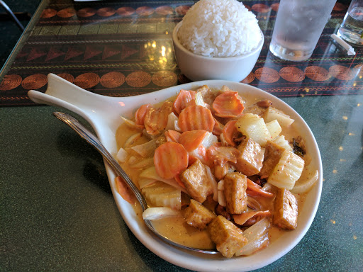 Thai Restaurant «Pattaya Thai Cuisine», reviews and photos, 1050 Willett Ave, Riverside, RI 02915, USA